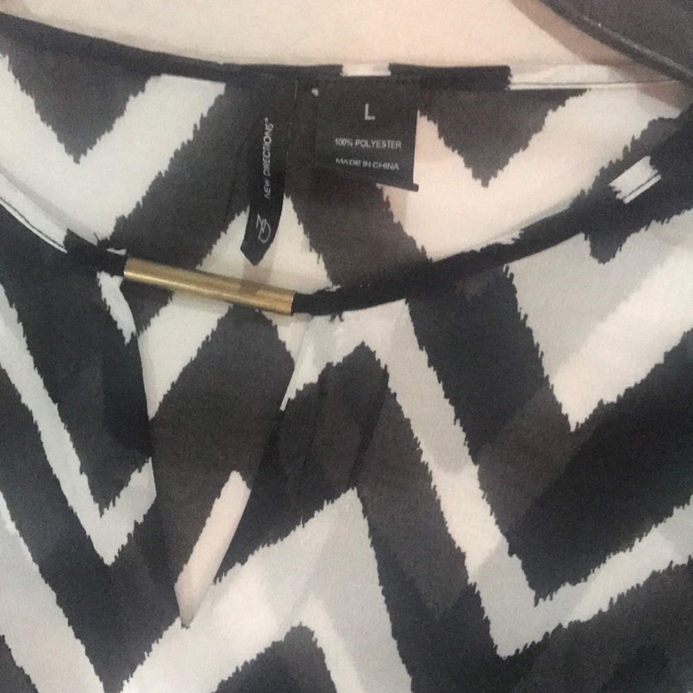 Large Chevron top - Picture 2 of 5